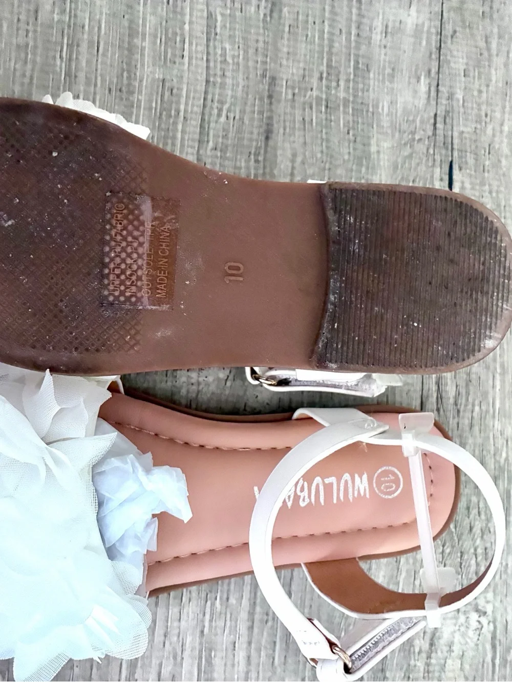 Girls' White Floral Strap Sandals